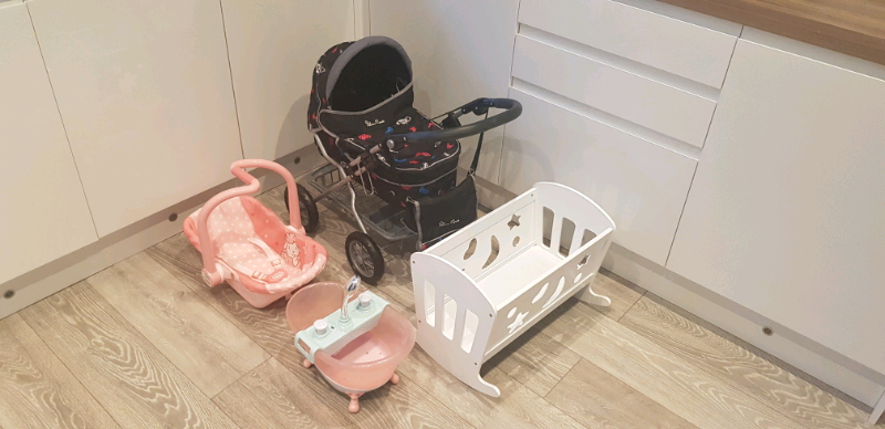 dolls car seat entertainer